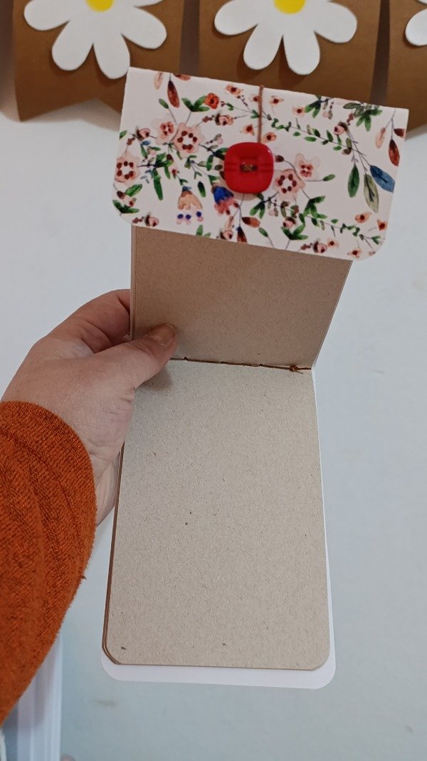 Producto - Libreta con ajuste 3 - 1