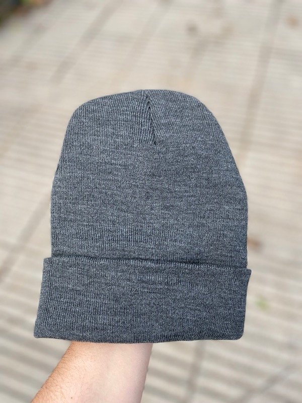 Producto - Beanie Lisa - Gris oscuro