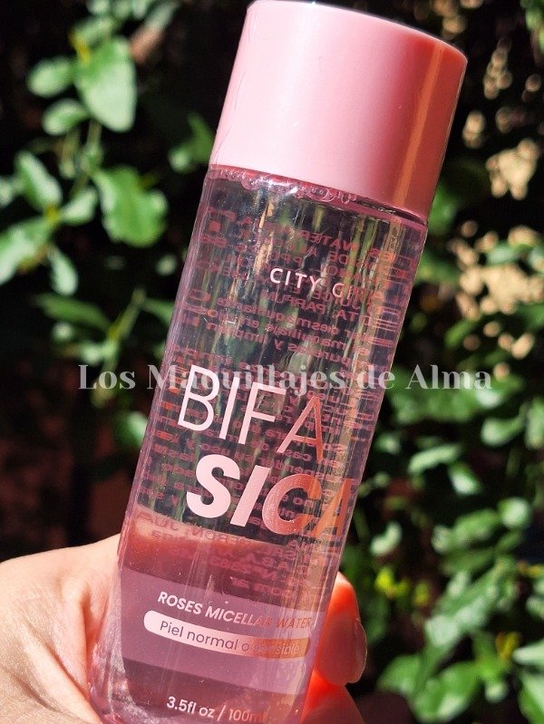 Producto - Agua Desmaquillante Bifásico con agua de rosas City Girl