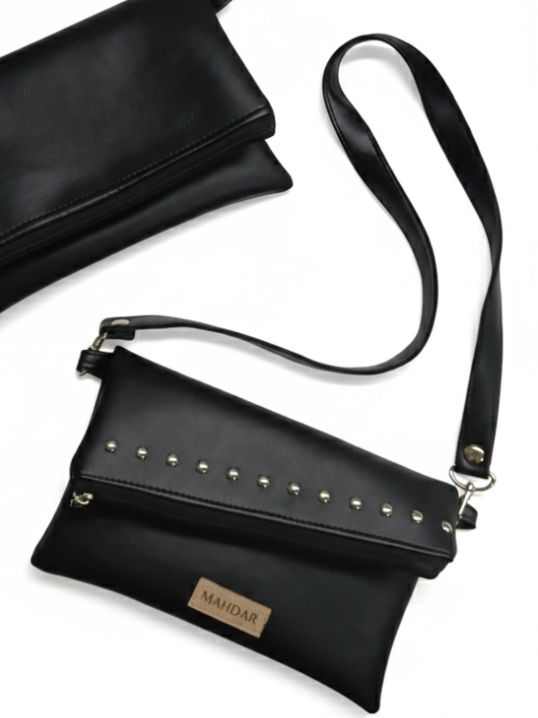 Producto - Cartera Sobre Tachas