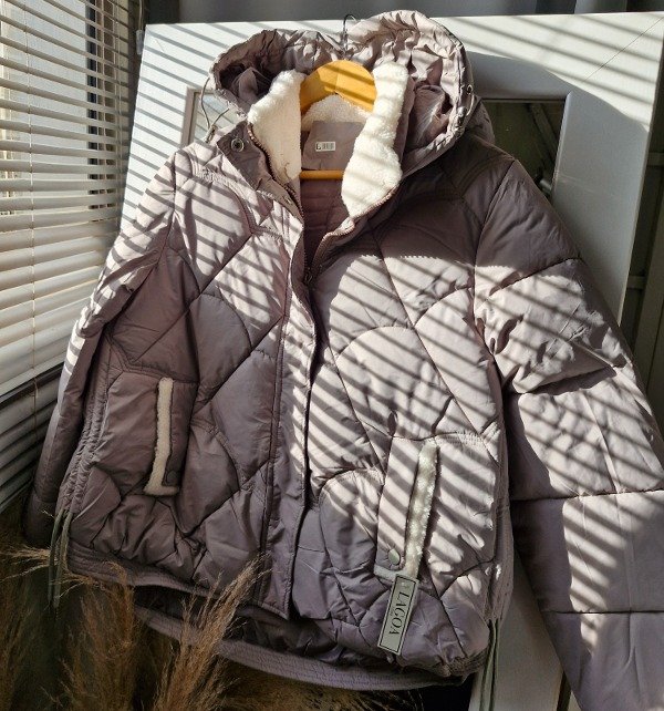Producto - Campera verde cemento importada peluche