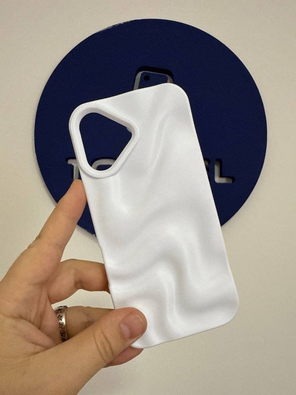 Producto - FUNDA TPU WAVE ONDULADA IPHONE 16