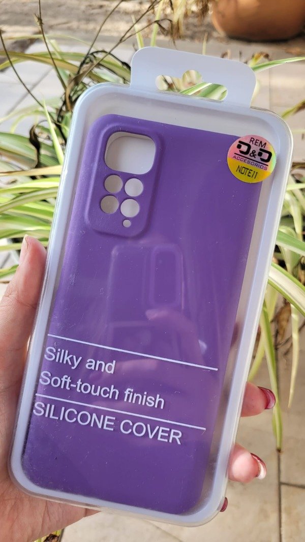 Producto - Xiaomi note 11 silicona case con felpa violeta