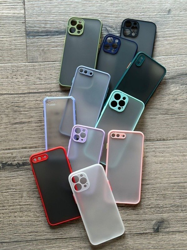 Producto - Funda bottons reloaded iPhone 13 Pro