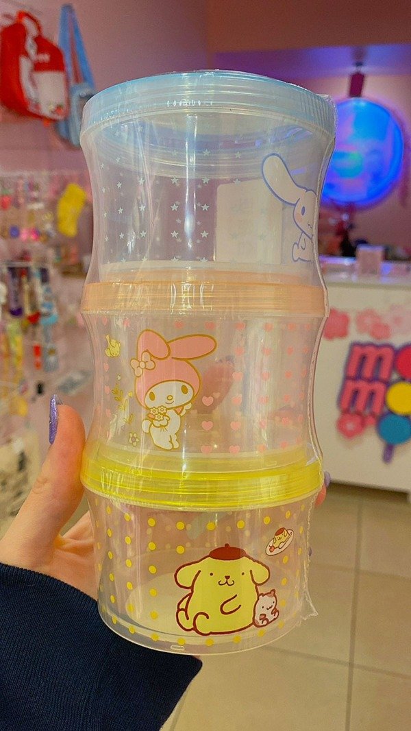 Producto - Set contenedores Sanrio apilables