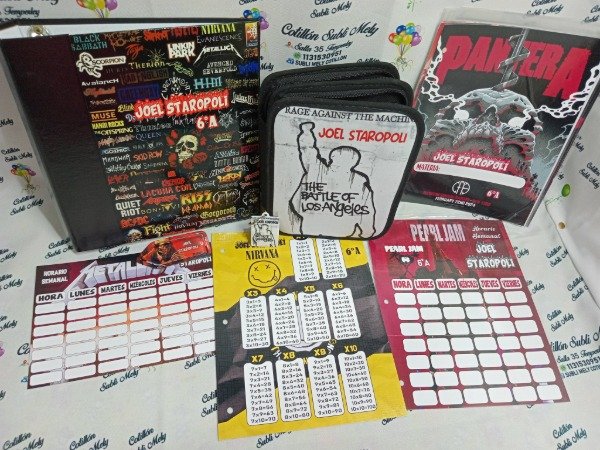 Producto - CARPETA CARTUCHERA LLAVERO 5 ASIG. 1 HORARIO 15X20 1 HORARIO 1 TABLA SUJETA HOJA