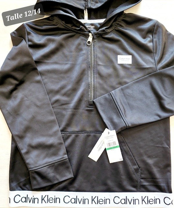 Producto - Campera Calvin Klein talle 12/14 negra