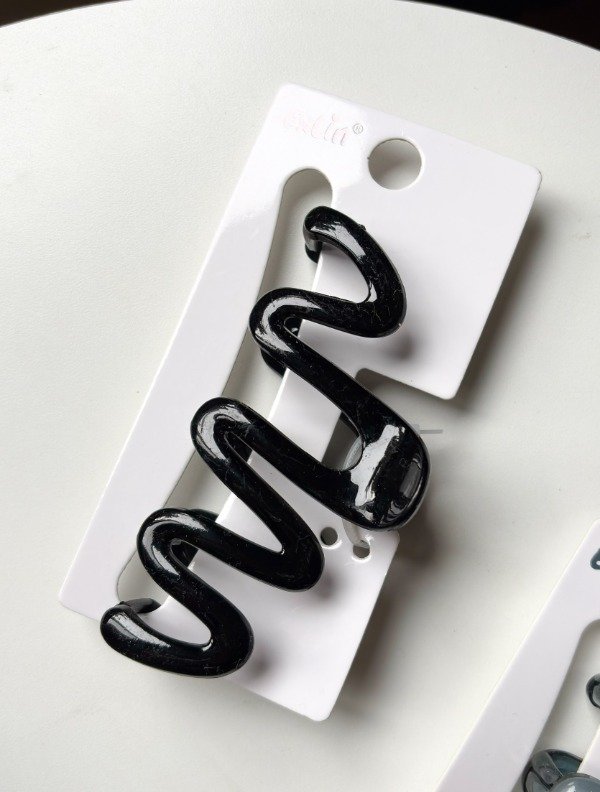 Producto - BROCHE ZIGZAG NEGRO