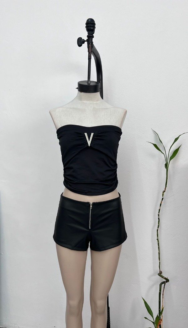 Producto - SHORT CUERINA