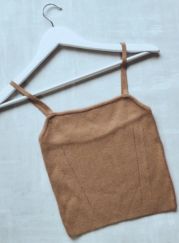 Producto - Musculosa de Hilo Diana Camel