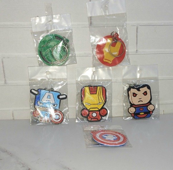 Producto - LLAVEROS 3D SUPER HEROE