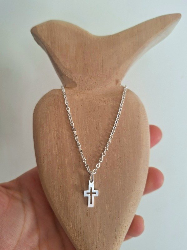 Producto - Collar cruz plata calada - 0