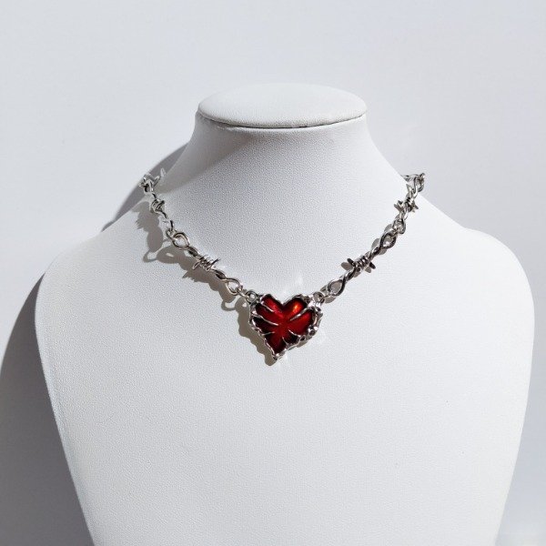 Producto - Collar heart rojo espinas