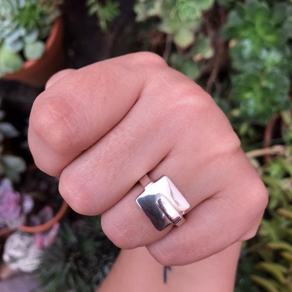 Producto - Anillo Cuadrado Macizo