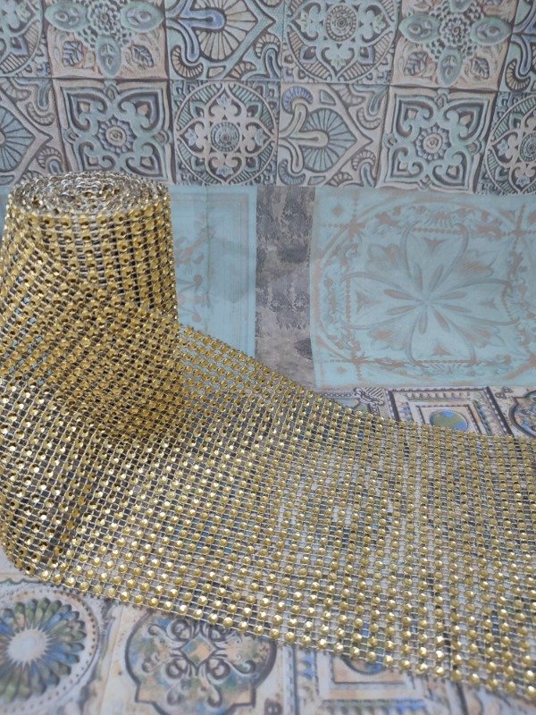 Producto - Falso strass dorado