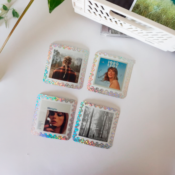 Producto - Sticker Vinilo Glitter - Cd Estampilla Taylor