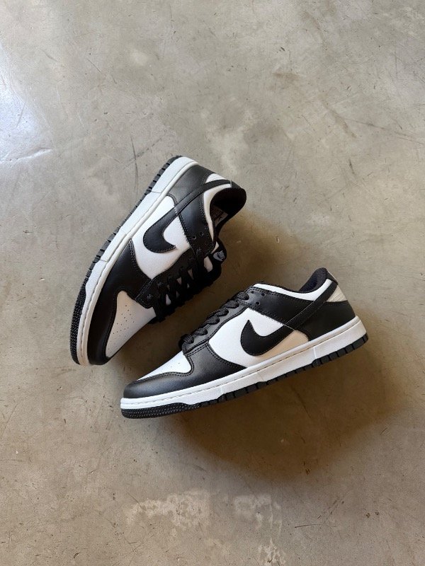 Producto - NK SB DUNK LOW BLANCA/NEGRO