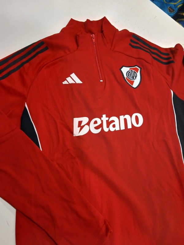 Producto - Buzo deportivo River rojo - 1