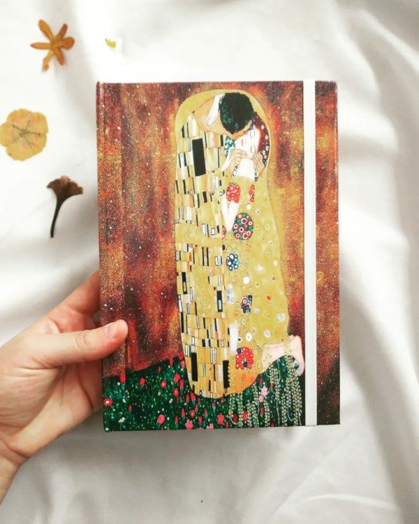 Producto - Cuaderno A5 rayado "El Beso "