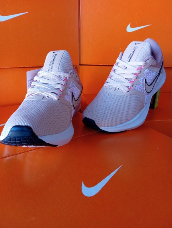 Producto - Nike Zoom Deportiva Mujer