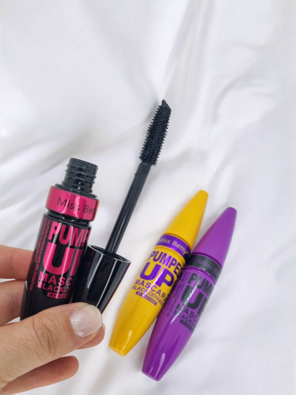 Producto - Mascara de pestañas miss betty pumped up
