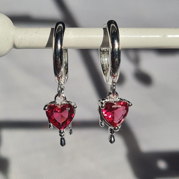 Producto - Aros Corazón gotitas