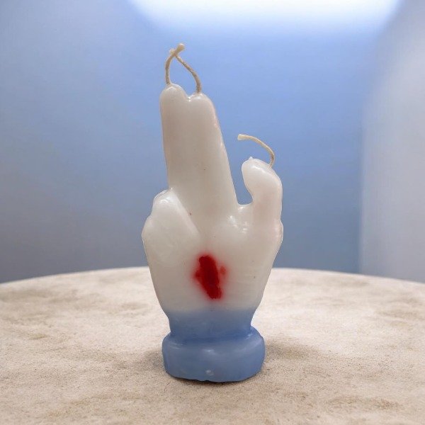 Producto - VELA DE FORMA MANO DE CRISTO