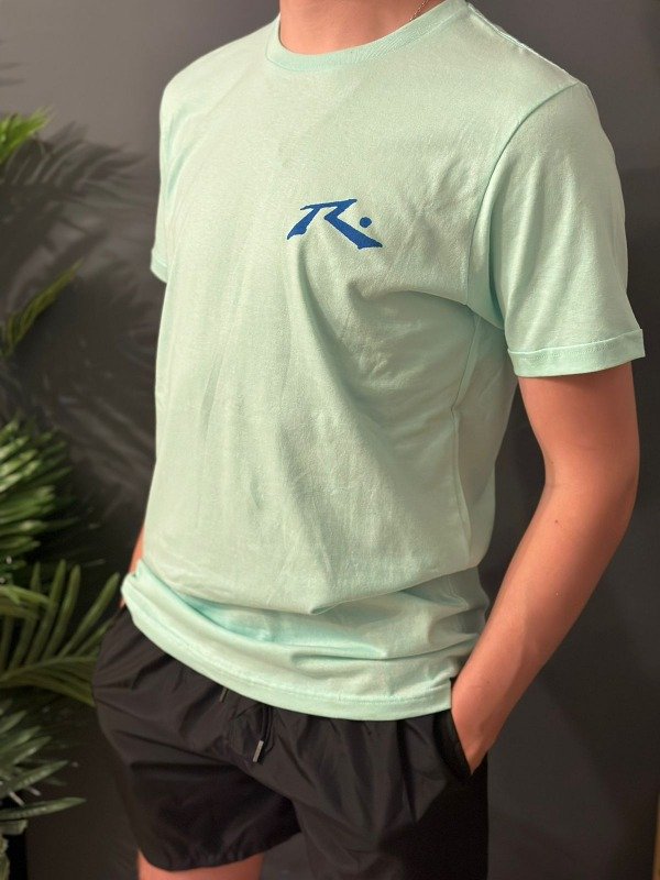 Producto - REMERA RUSTY