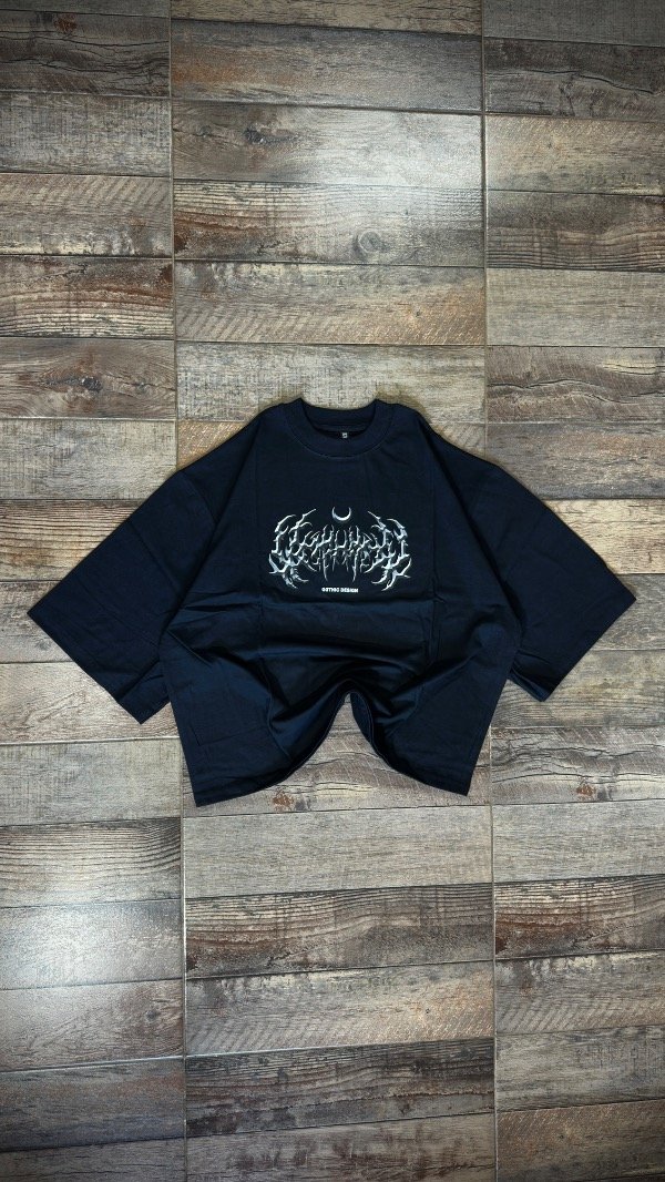 Producto - REMERA BOXY FIT GOTHIC
