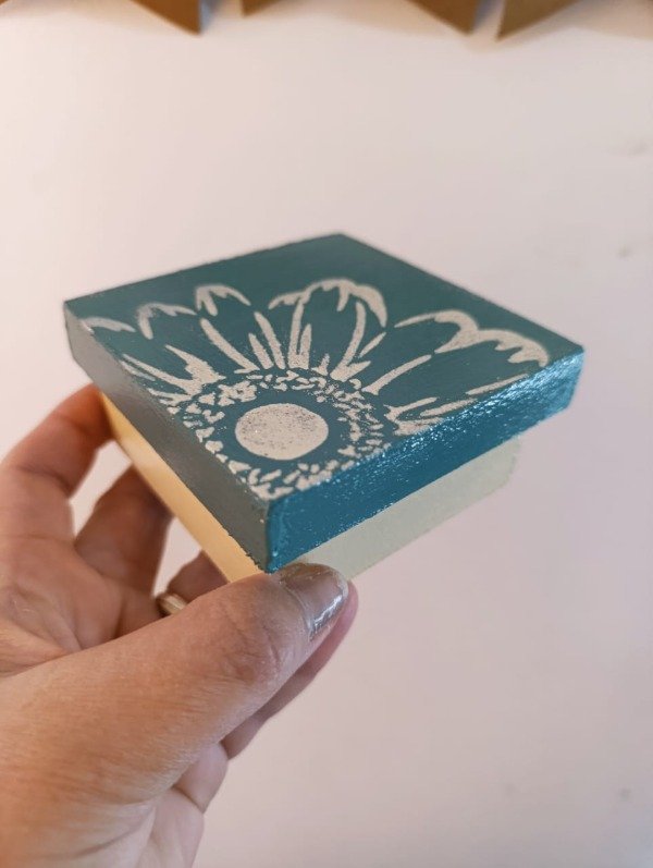 Producto - CAJA DECORADA VERDE 1 - 2