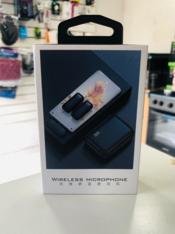 Producto - Micrófono Inalámbrico Corbatero Compacto