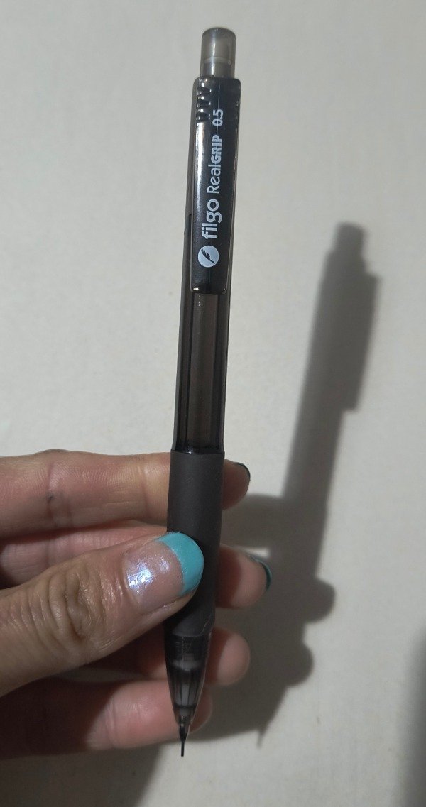 Producto - Portaminas negro con goma 0.5