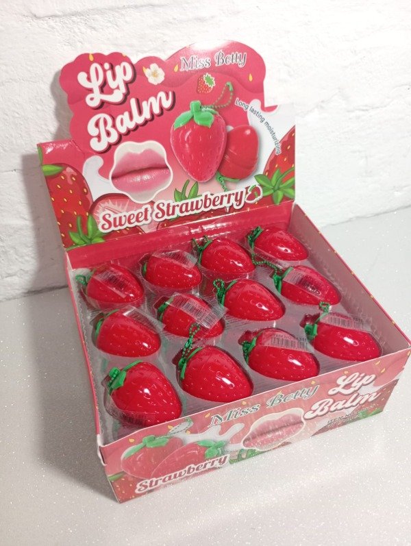 Producto - Bálsamo frutilla roja con colgante