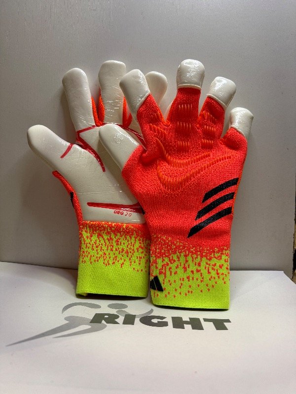 Producto - Guantes Adidas Predator naranja amarillo