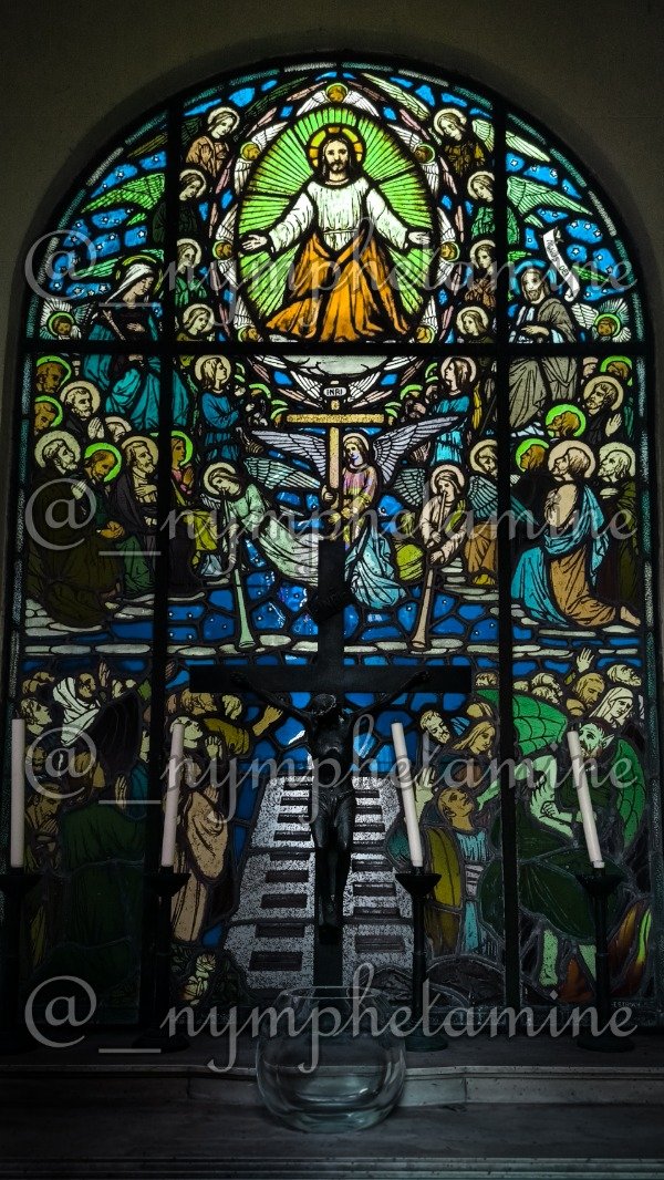 Producto - Impresión fotografía "Vitral de cripta y crucifijo"