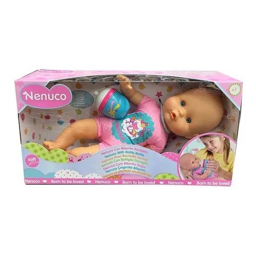 Producto - NENUCO CON BIBERON Y SONAJERO