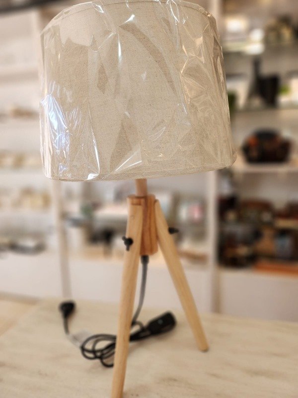 Producto - Lámpara mesa trípode natural L26 - 868