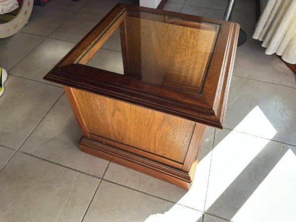Producto - MESA RATONA DE ROBLE Y VIDRIO 56x56x51 #11655