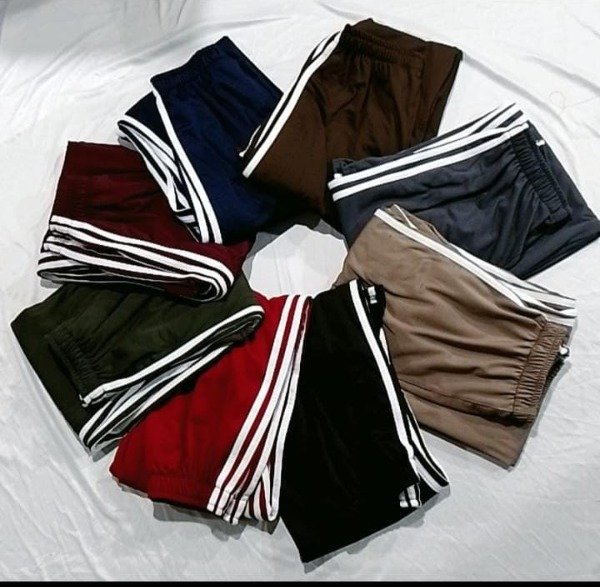 Producto - Pantalones con líneas