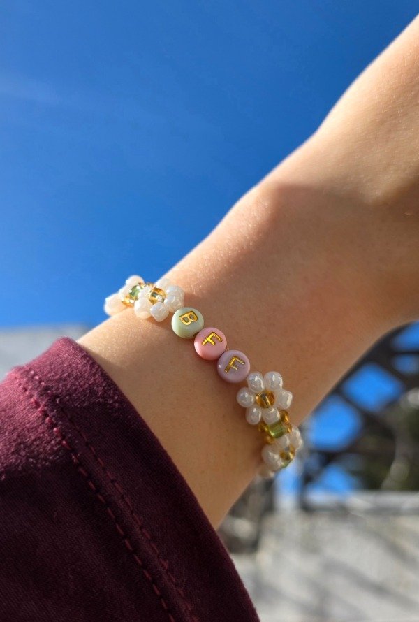 Producto - Pulsera de Flores Bianca - Especial Día de la Amistad