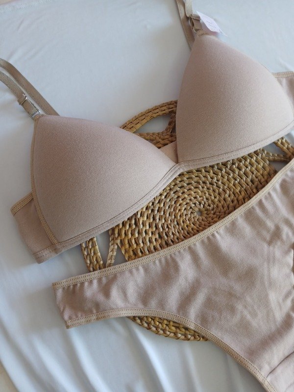 Producto - Triangulito soft algodón liso nougat T.95