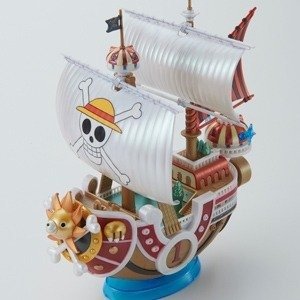 Producto - Figura barco tipo model kit Luffy Sunny 20 aniversario ver -One Piece