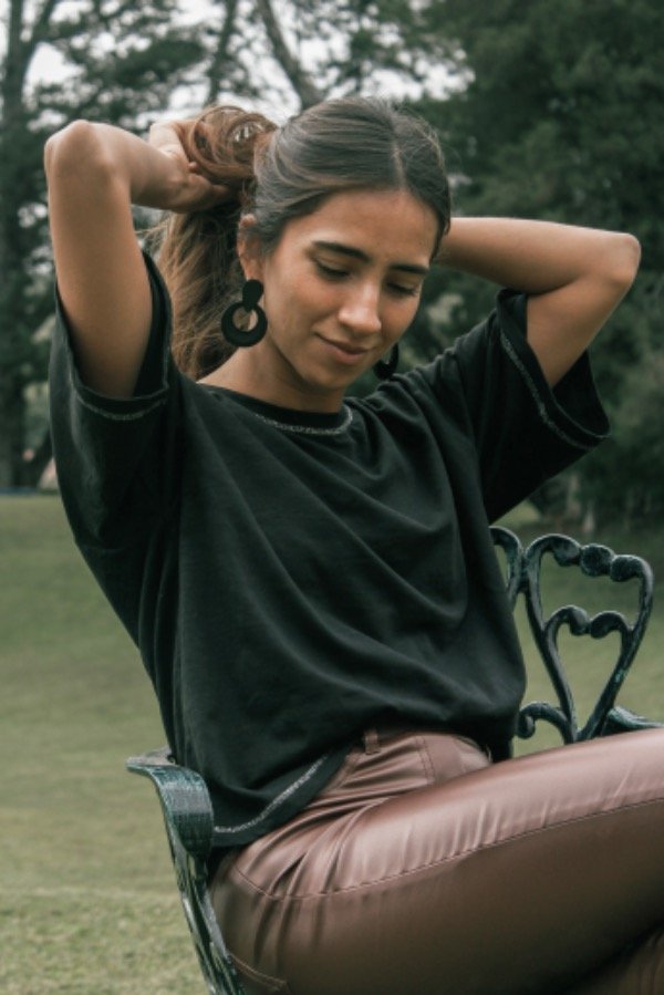 Producto - Remera Silver Negra 100 Algodón