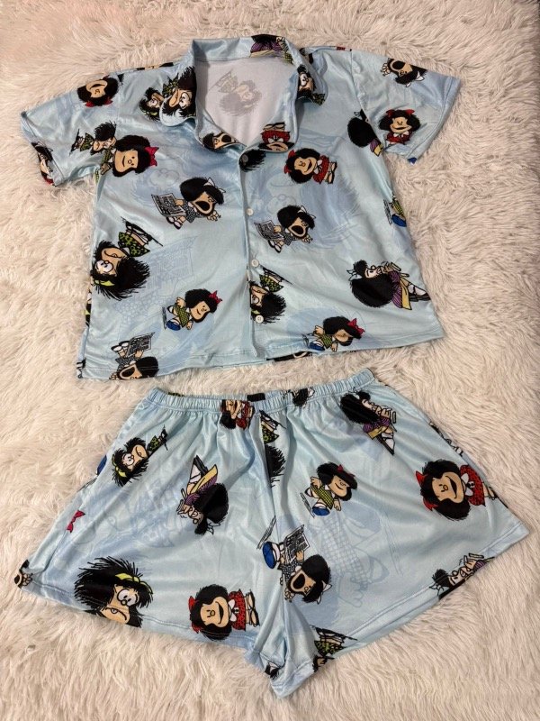Producto - Pijama camisero animado - Mafalda