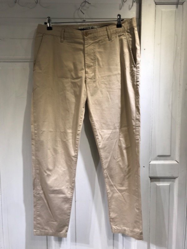Producto - Jean LACOSTE beige de gabardina- Talle 34- PRECIO: 48x