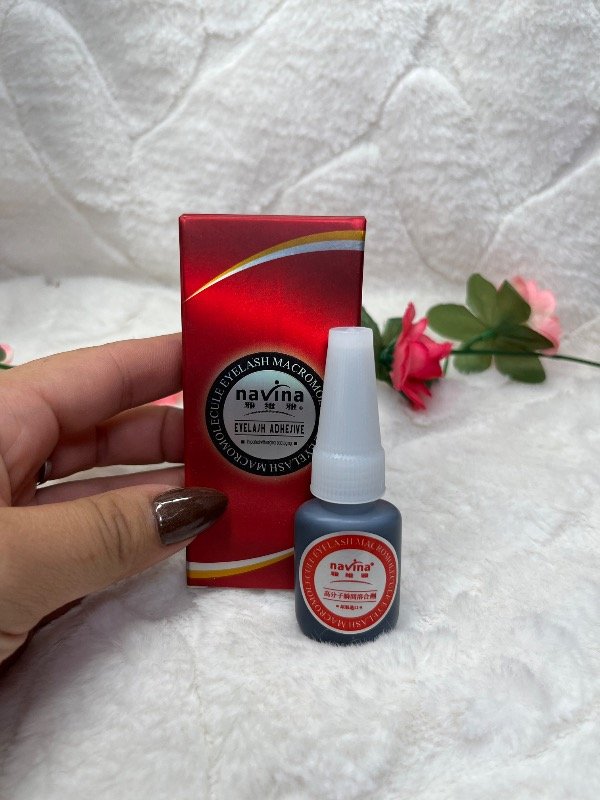 Producto - Pegamento navina roja