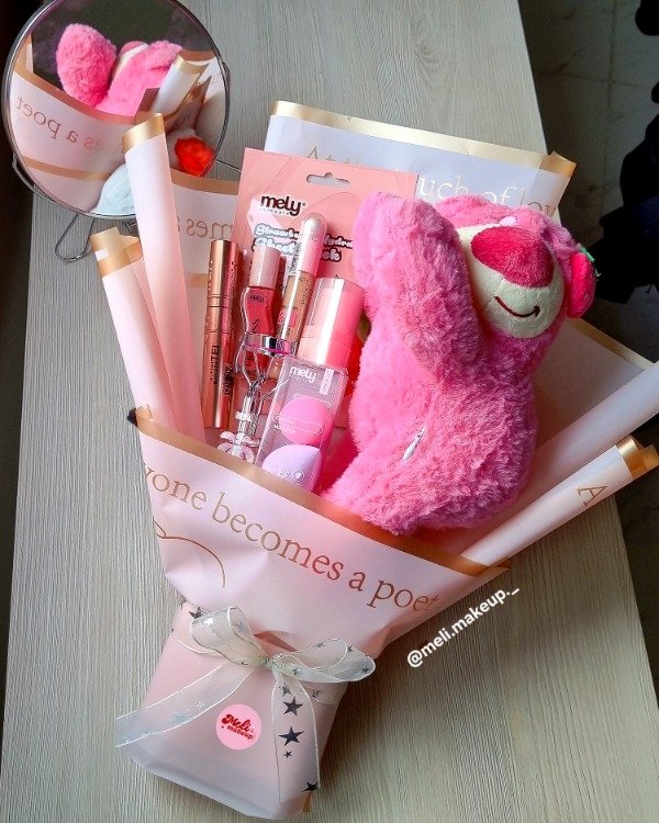 Producto - Ramo de Maquillaje Lotso - 0