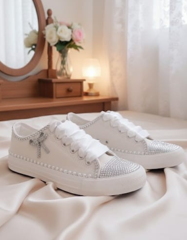 Producto - ZAPATILLAS SILVER BOW