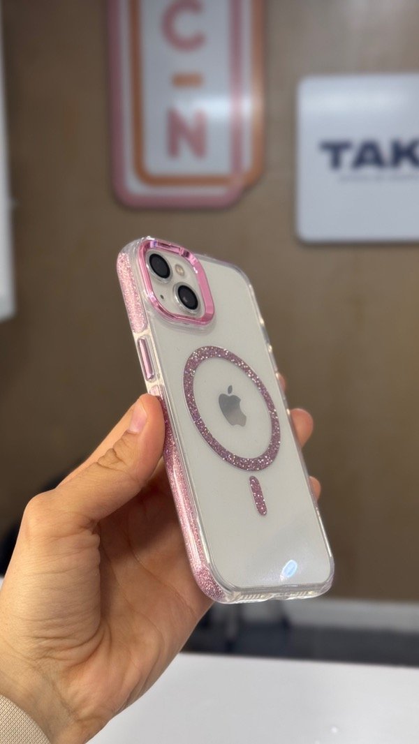 Producto - Funda magsafe brillo rosa (Iphone 15 pro)