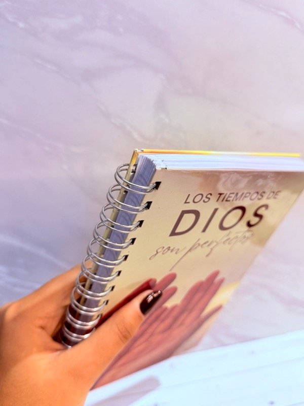 Producto - Cuadernillo Tapa Dura A4